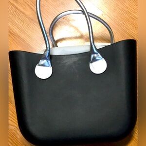 NWOT Large black and silver handbag